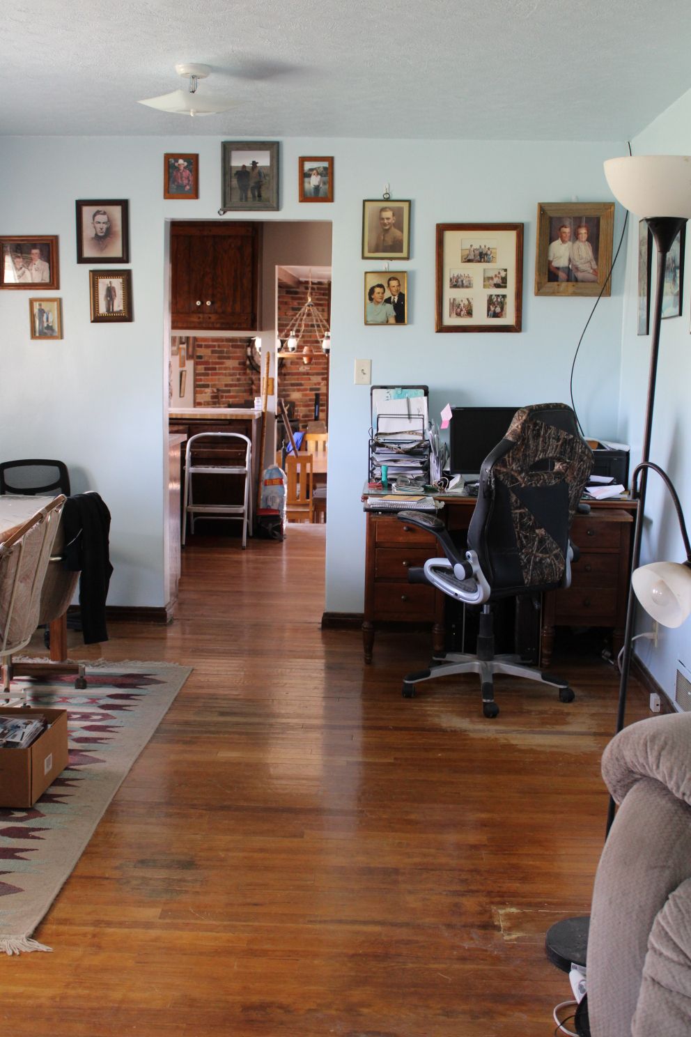 Acreage for sale with home near Crawford, Nebraska