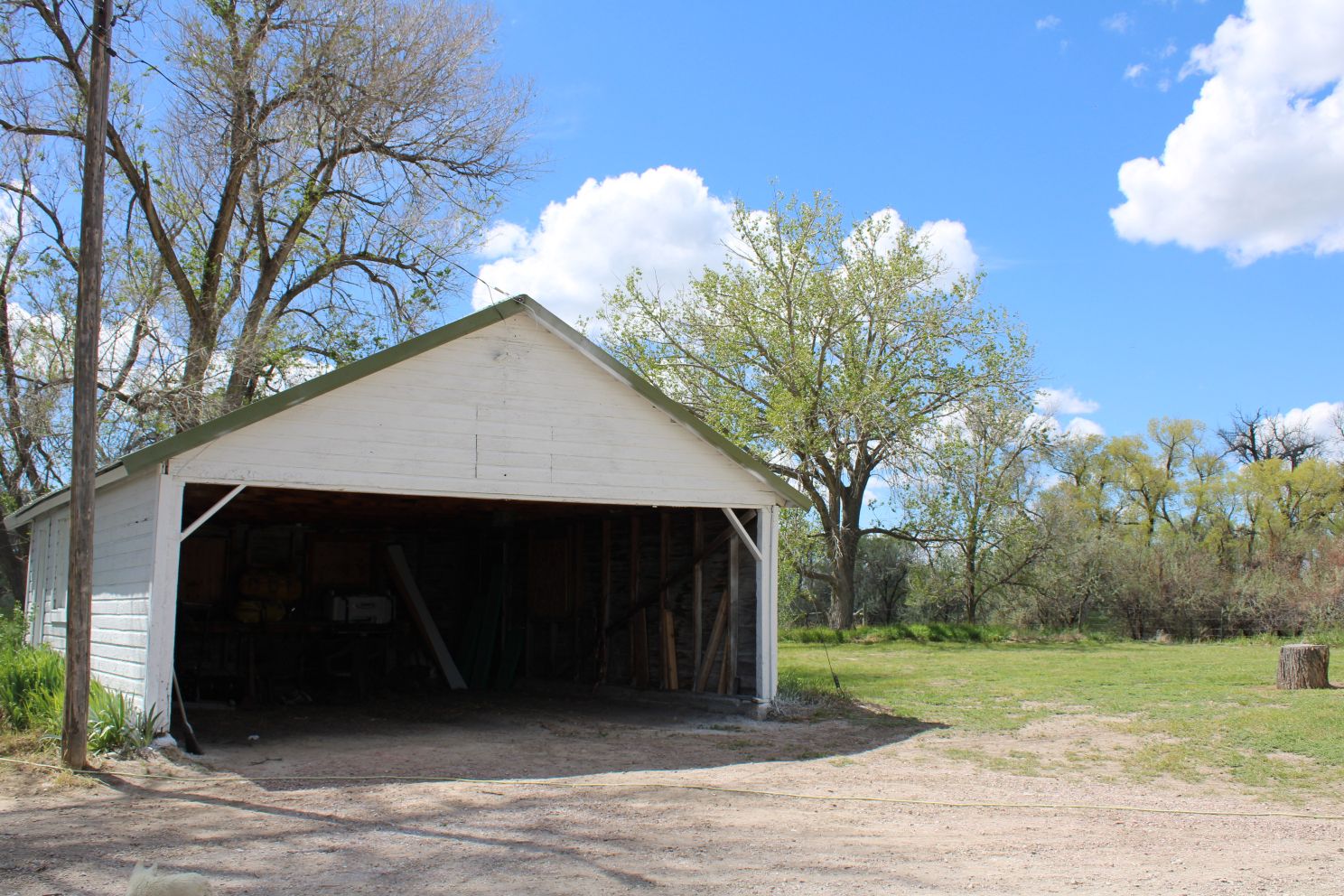 Acreage for sale with home near Crawford, Nebraska