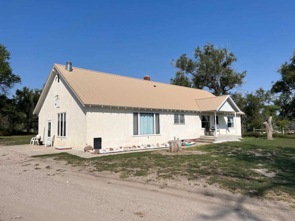 Acreage for sale with home near Crawford, Nebraska