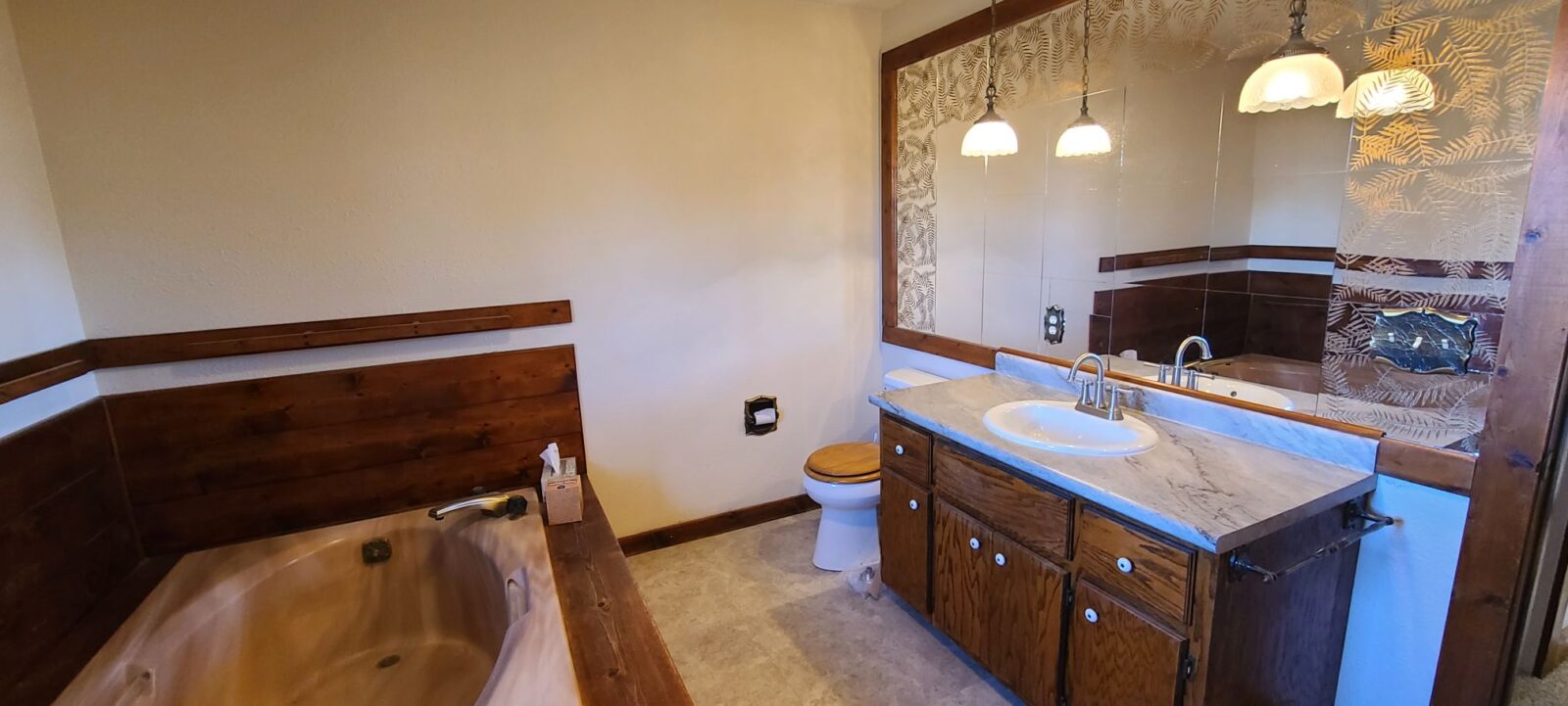 Lewellen, NE farm and home for sale