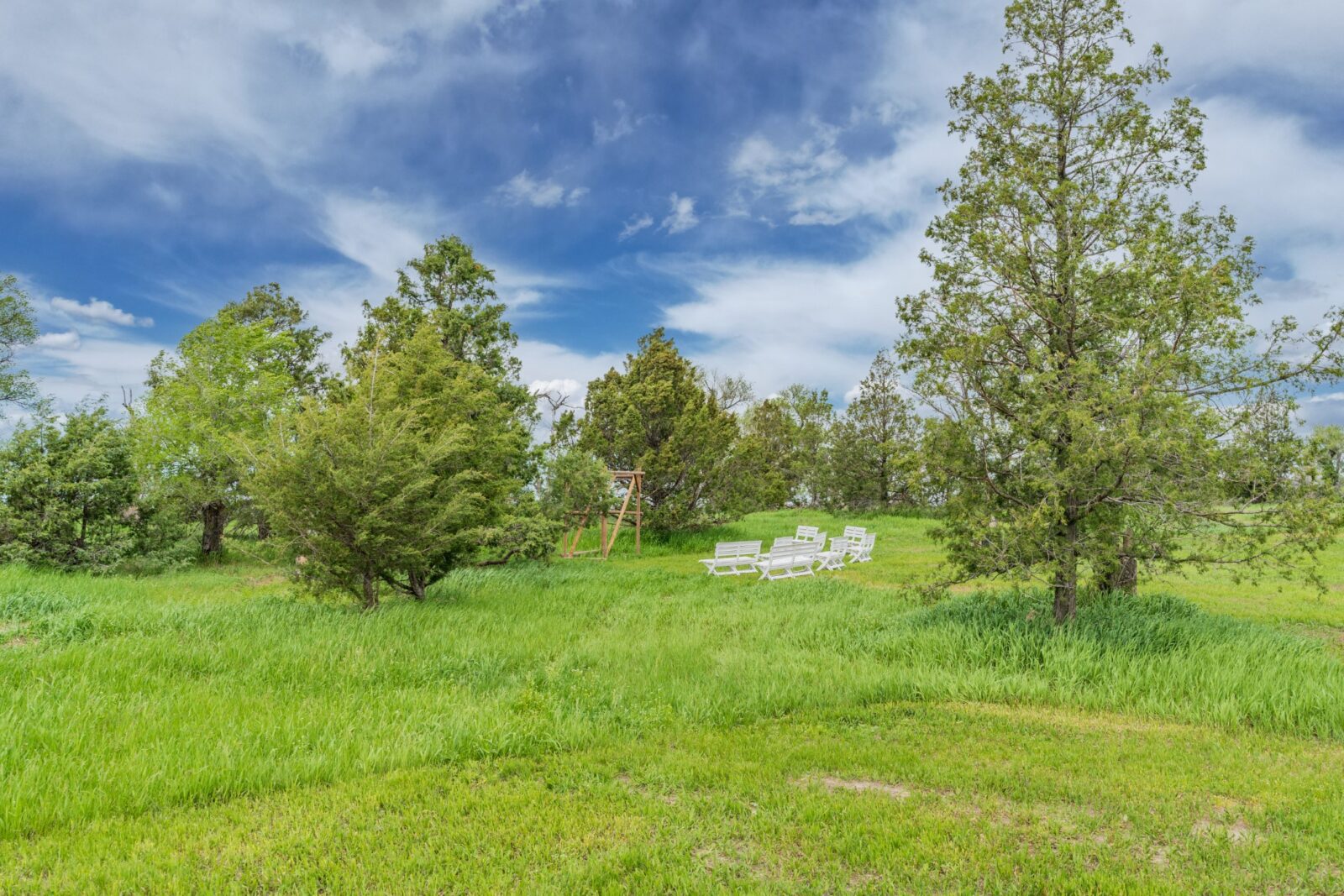 Nebraska Acreage For Sale - Galyen Barns, Hay Springs, NE