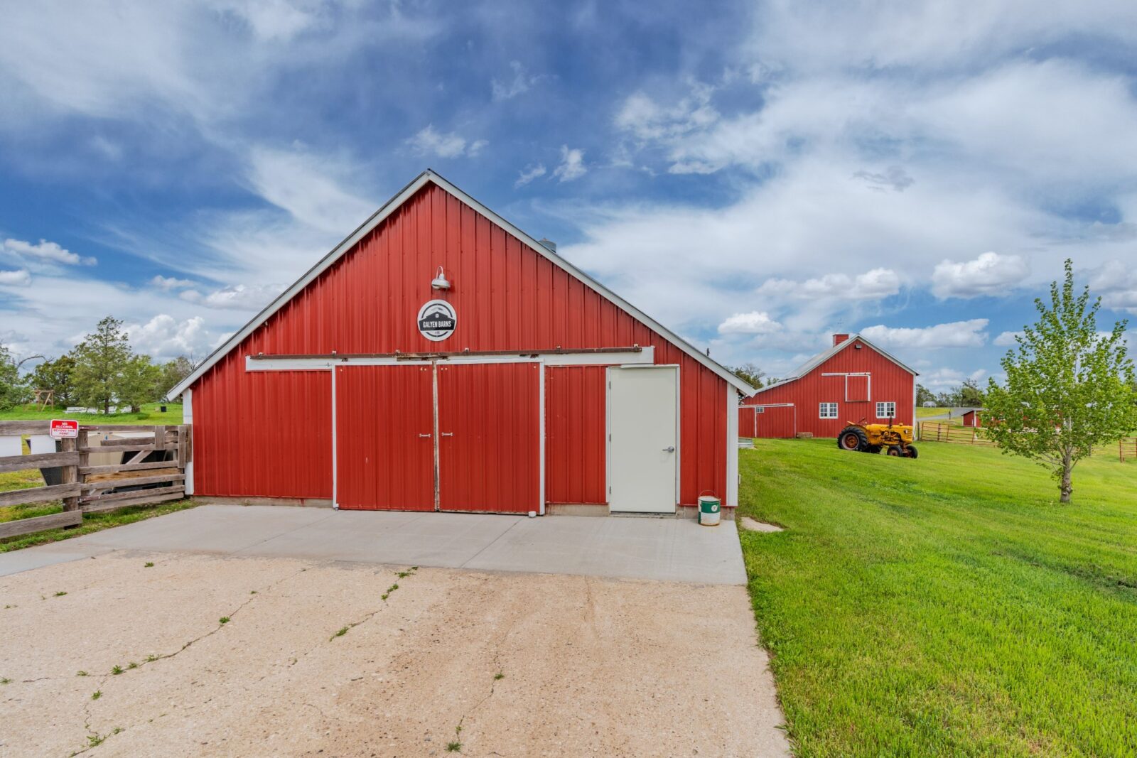 Nebraska Acreage For Sale - Galyen Barns, Hay Springs, NE