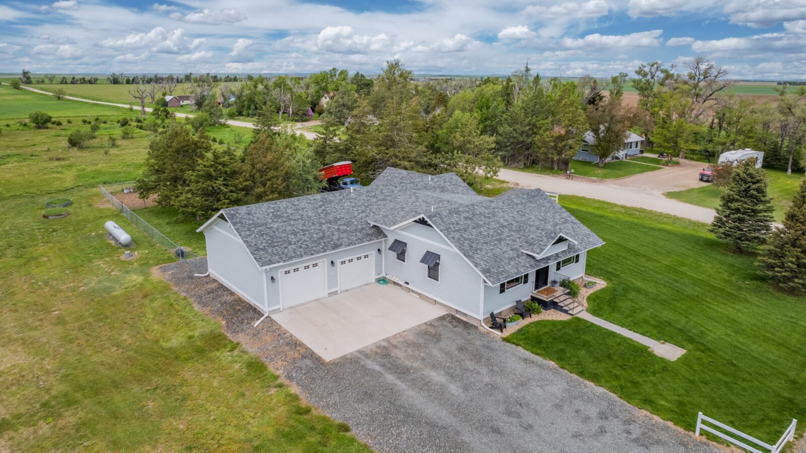 Nebraska Acreage For Sale - Galyen Barns, Hay Springs, NE