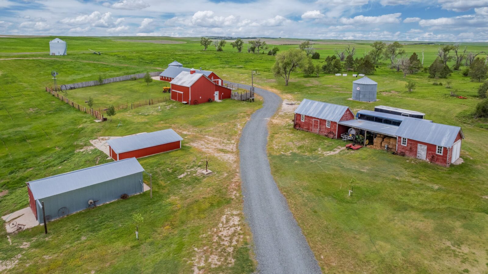 Nebraska Acreage For Sale - Galyen Barns, Hay Springs, NE