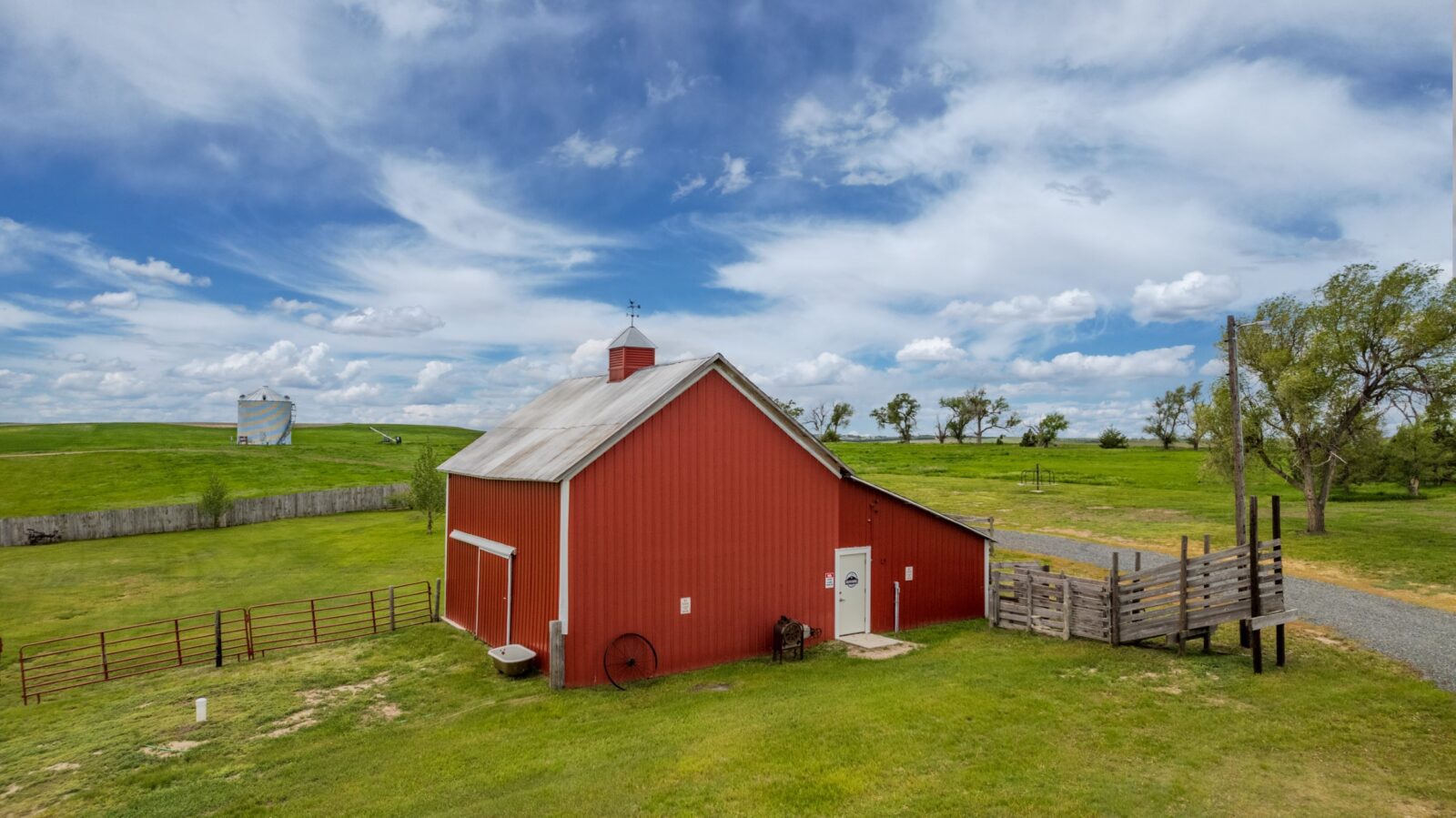 Nebraska Acreage For Sale - Galyen Barns, Hay Springs, NE