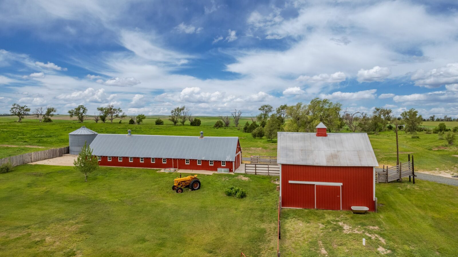 Nebraska Acreage For Sale - Galyen Barns, Hay Springs, NE
