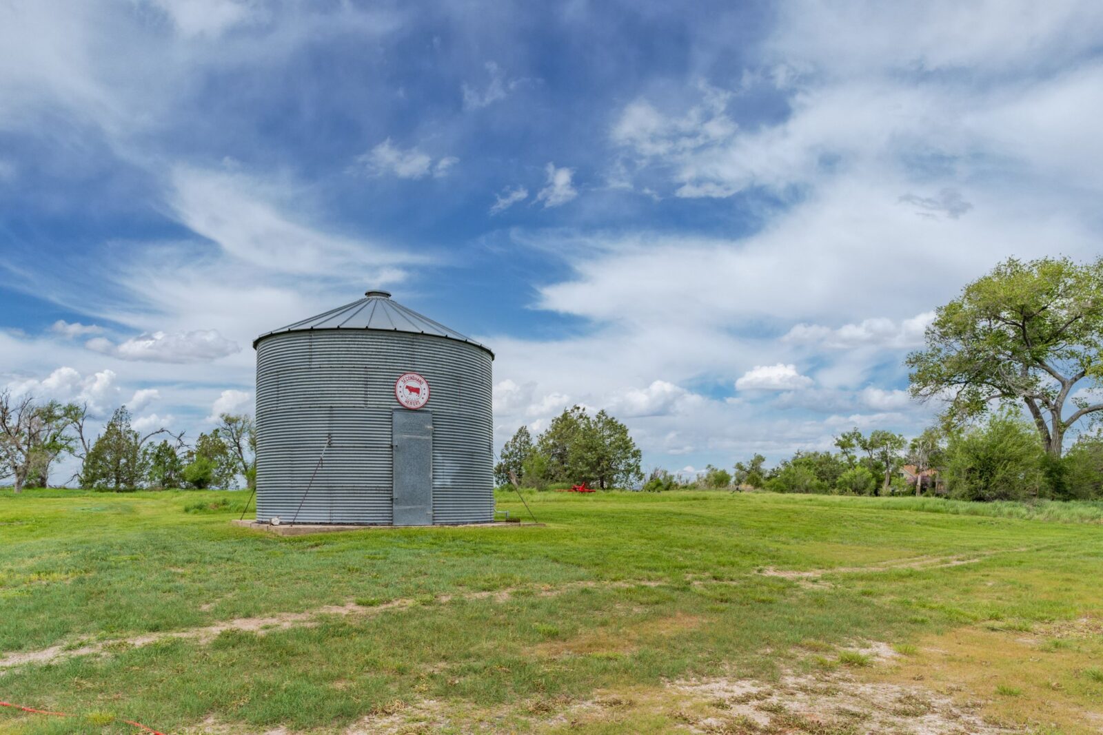 Nebraska Acreage For Sale - Galyen Barns, Hay Springs, NE