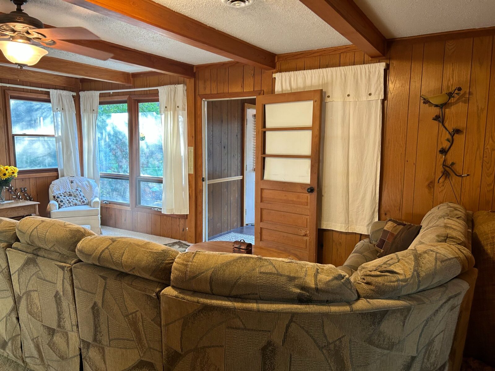 Long Pine, NE Cabin For Sale