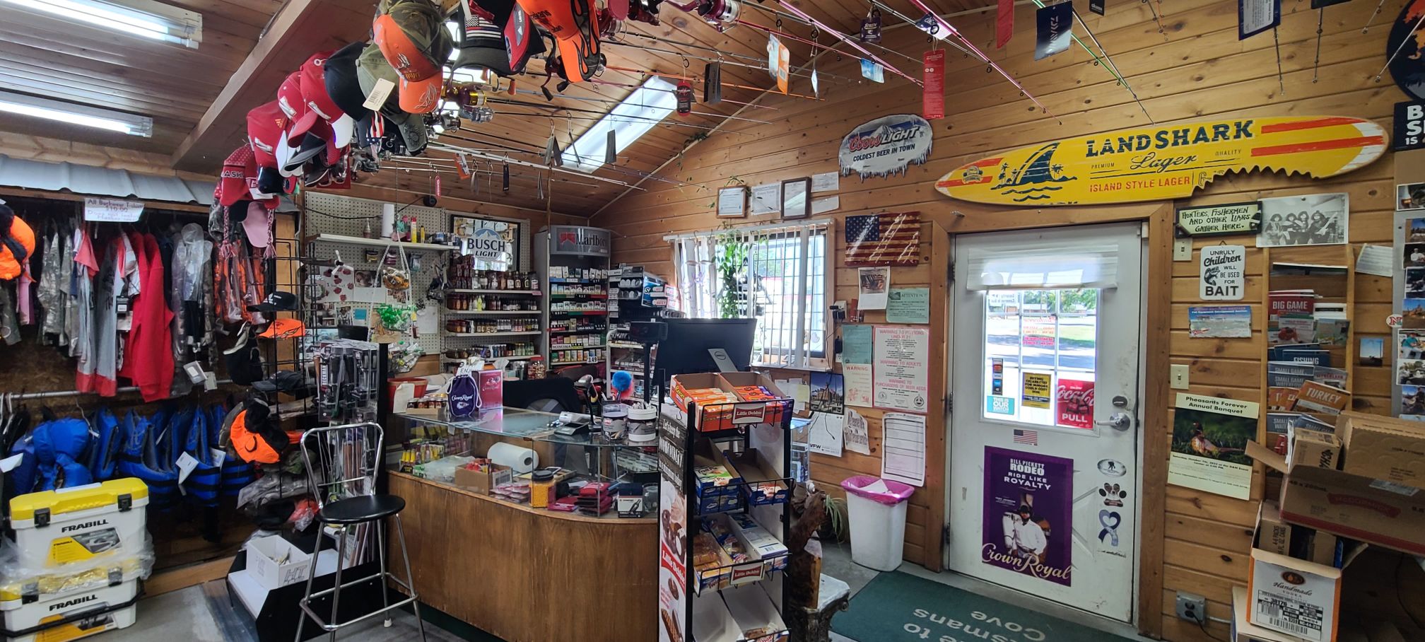 Sutherland's Sportsman's Cove Sutherland, NE Lashley Land