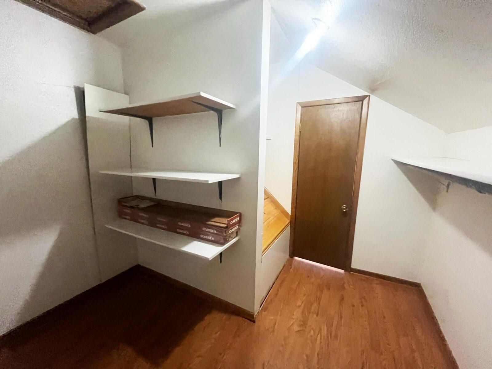 330 N. Hall St., Valentine, NE