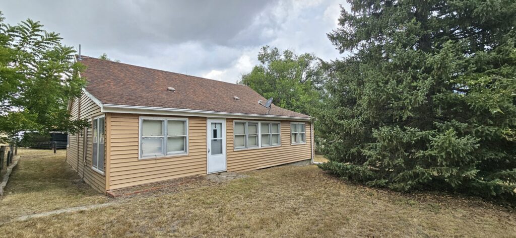 220 Adrian St., Seneca, NE  