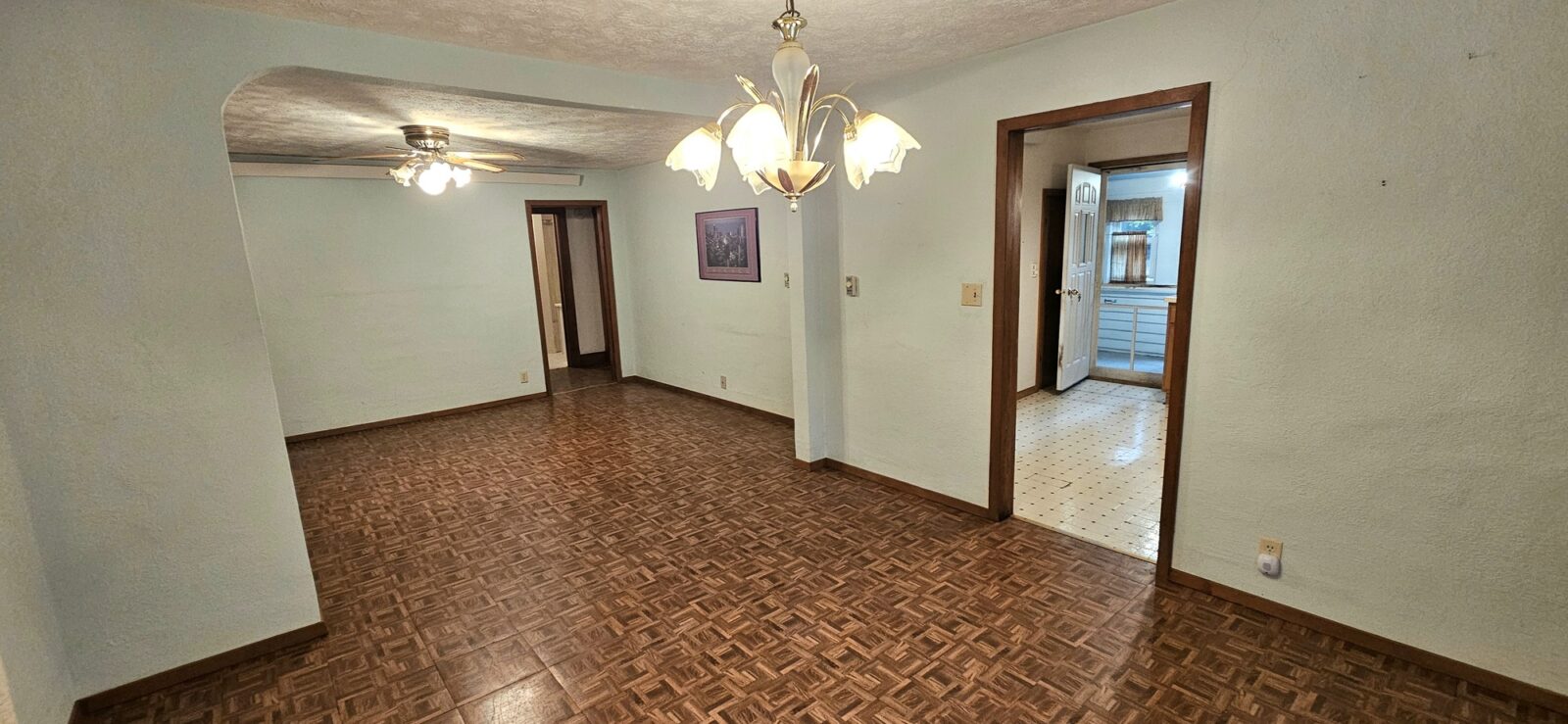 220 Adrian St., Seneca, NE