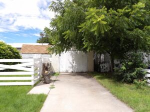 909 2nd St., Crawford, NE