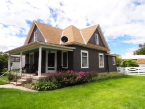 909 2nd st. Crawford Nebraska home for sale