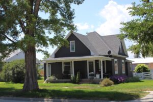 909 2nd st. Crawford Nebraska home for sale