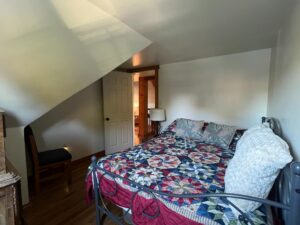 909 2nd St., Crawford, NE