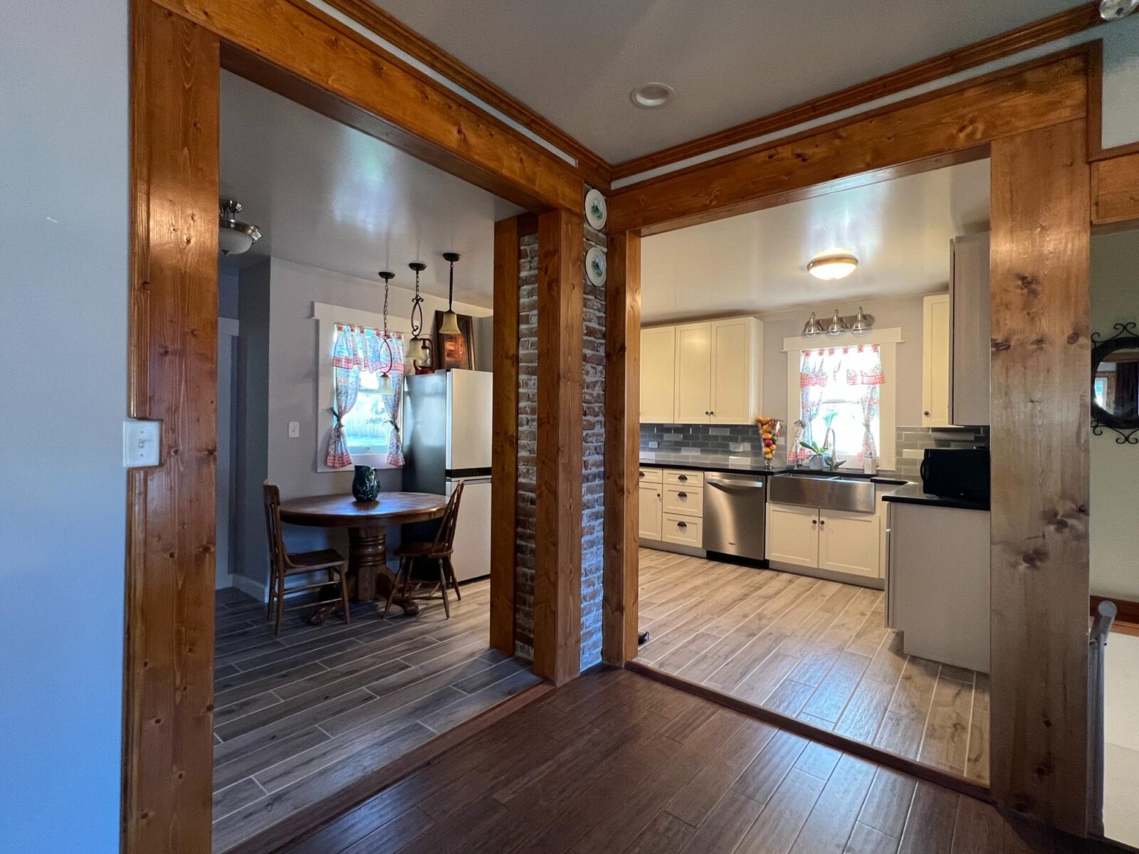 909 2nd St., Crawford, NE