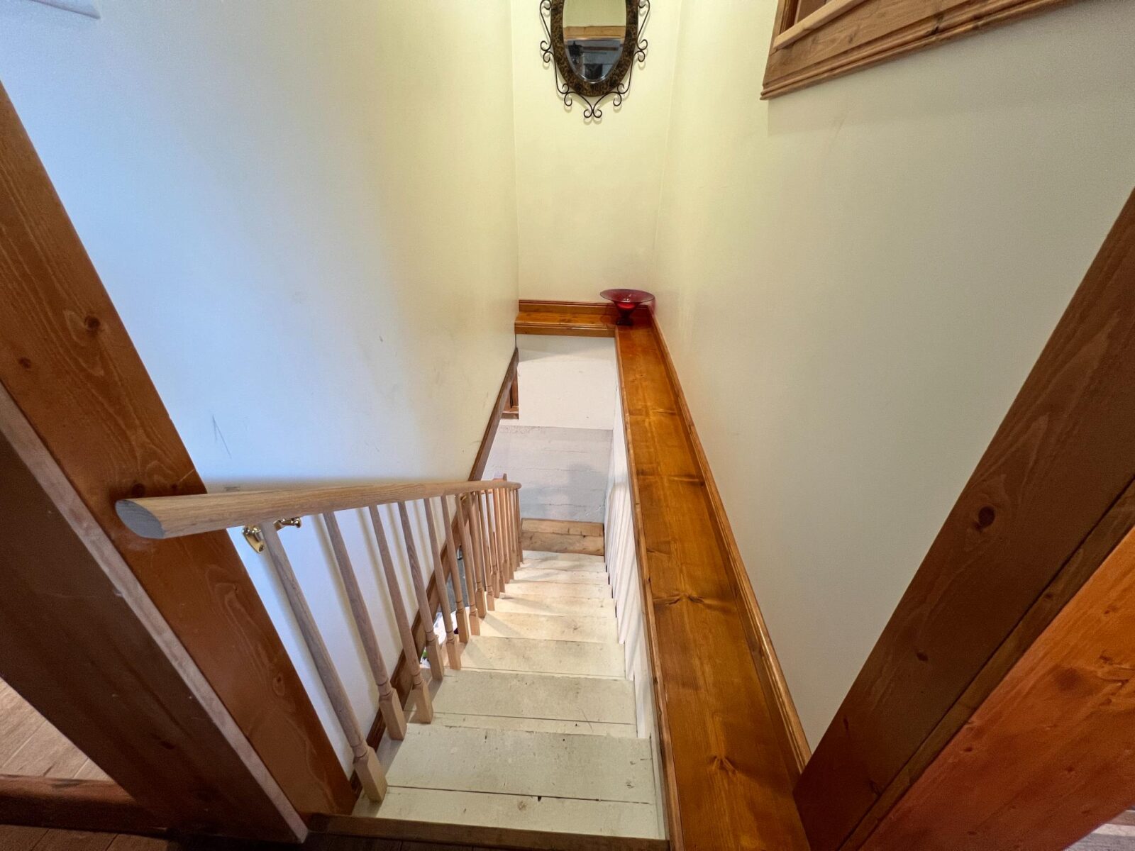 909 2nd St., Crawford, NE