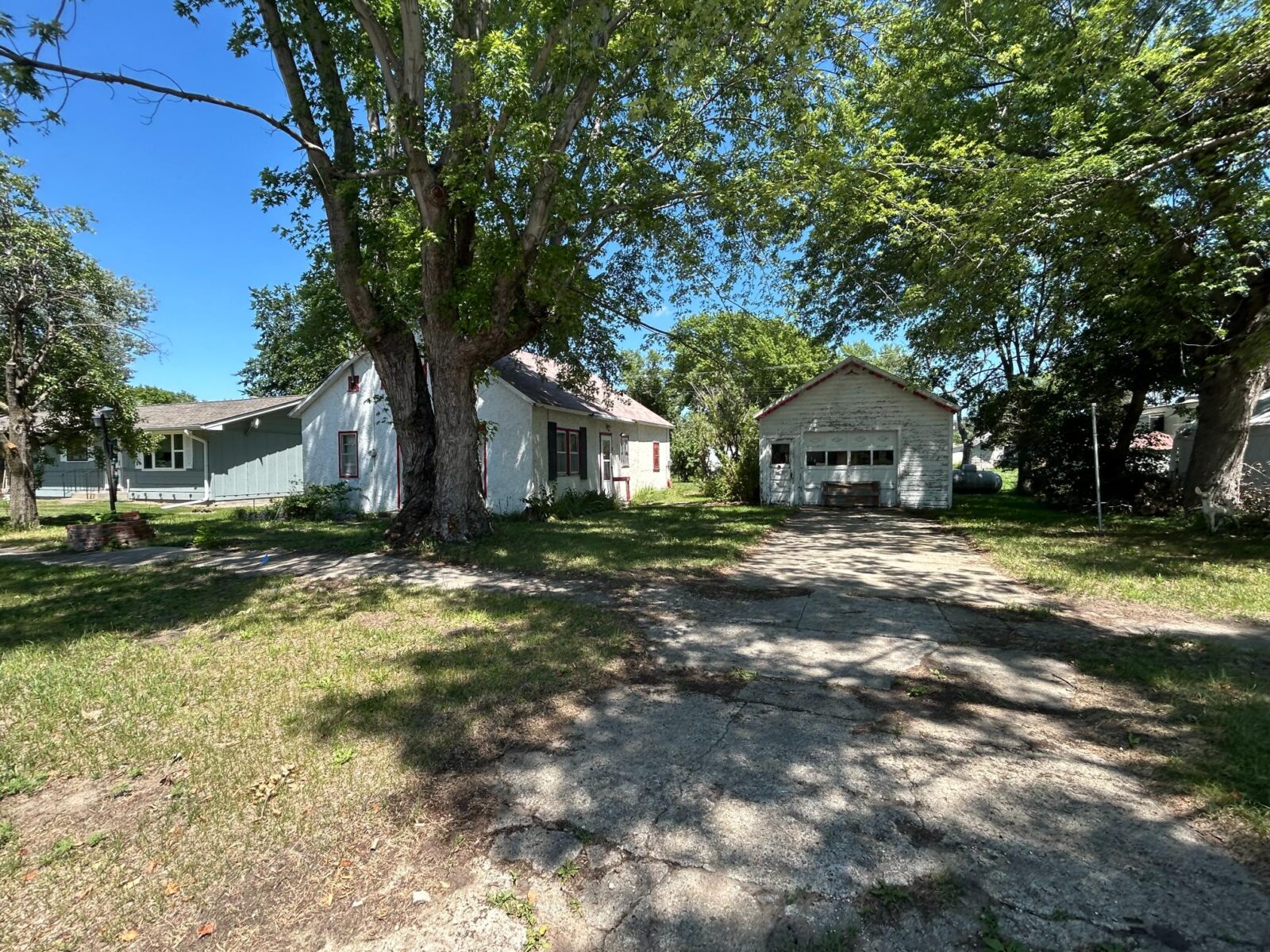 616 South State St., Bassett, NE Home for sale