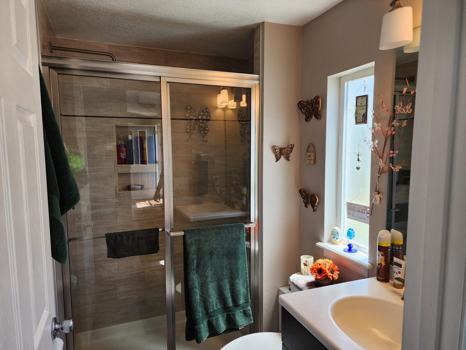 66 Otter Creek Lewellen, NE Lake McConaughy home for sale
