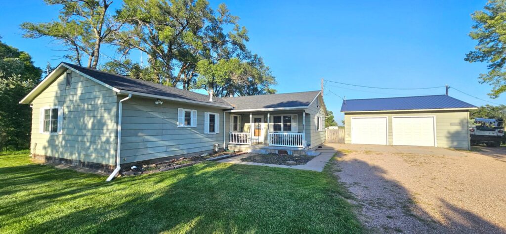 2581 N. Hwy 83, North Platte, NE  