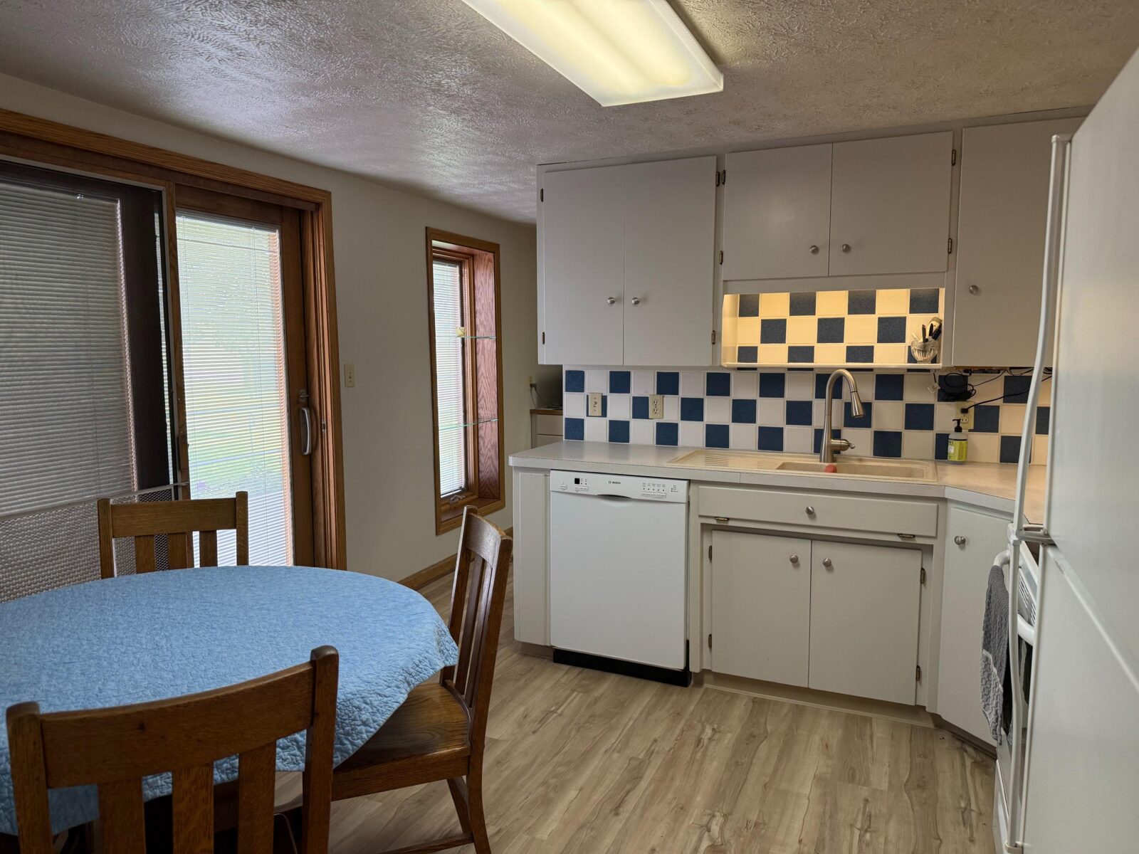 202 Hansen Ave., Grainton, NE