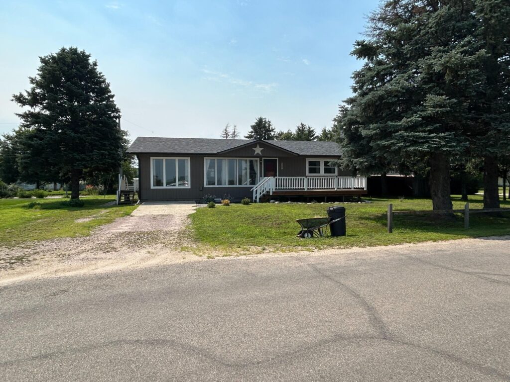 567 W. 8th, Long Pine, NE  