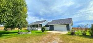 6568 Trail Ridge Rd. North Platte, NE home with acreage for sale