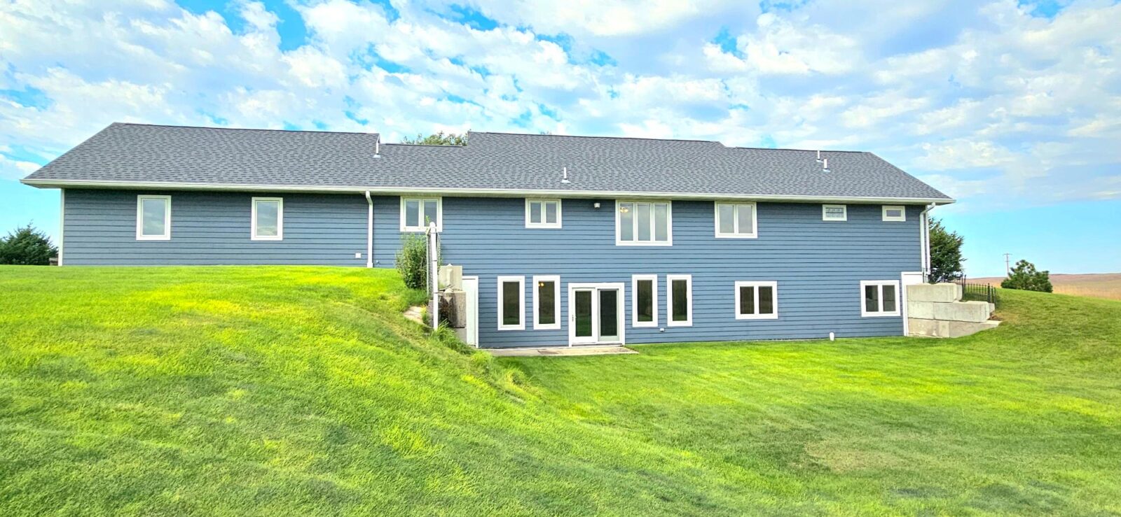 6568 Trail Ridge Rd. North Platte, NE home with acreage for sale