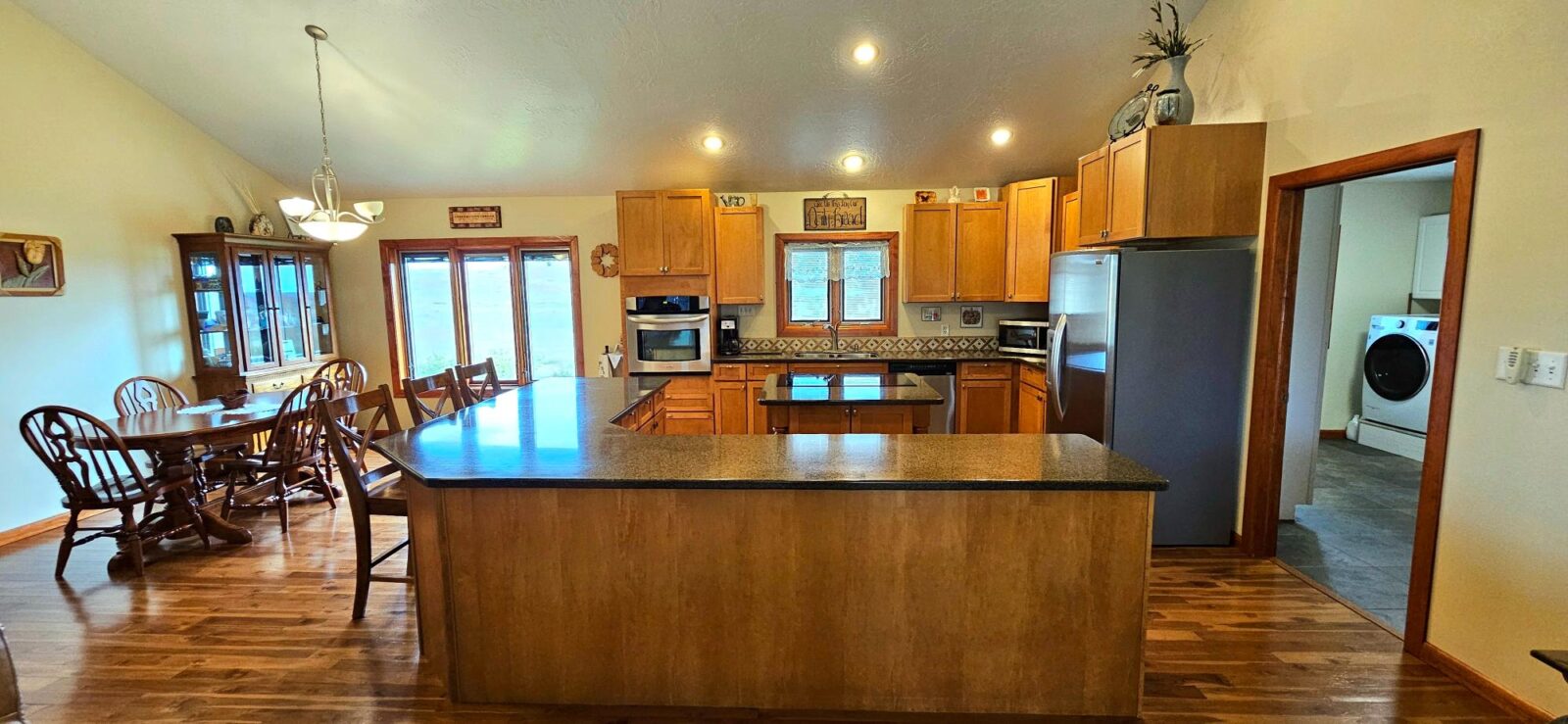 6568 Trail Ridge Rd. North Platte, NE home with acreage for sale