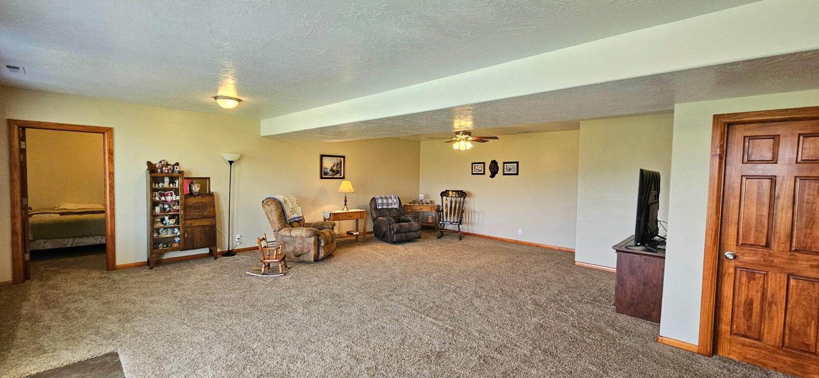 6568 Trail Ridge Rd. North Platte, NE home with acreage for sale