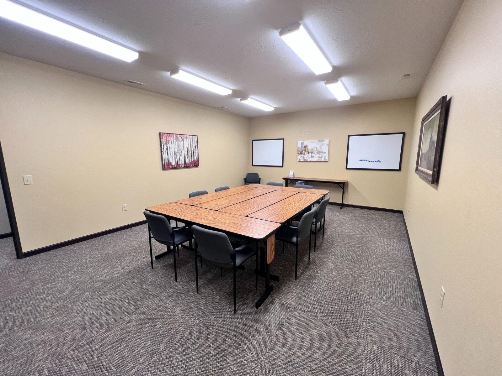 1001 Philip Ave., North Platte, NE Commercial building for sale