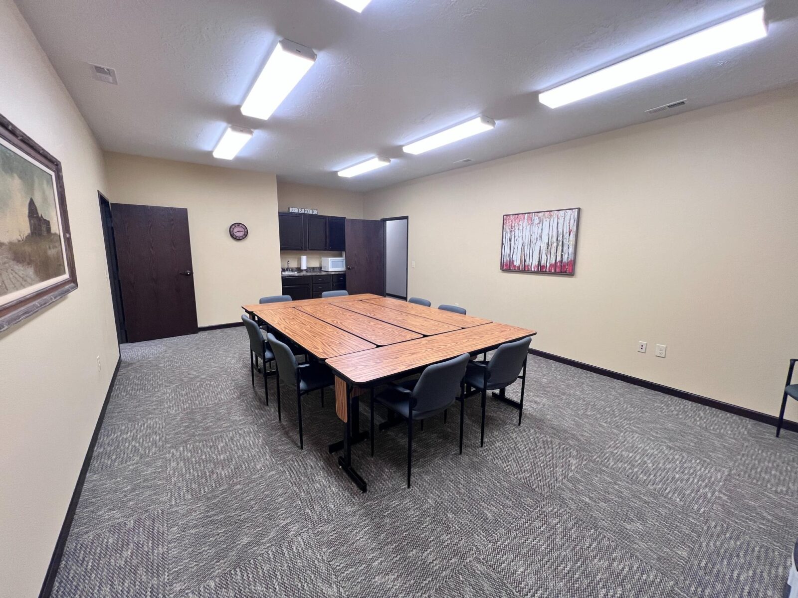 1001 Philip Ave., North Platte, NE Commercial building for sale