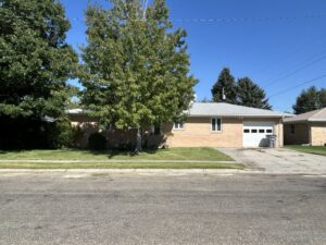 136 N. Park St., Ainsworth, NE home for sale