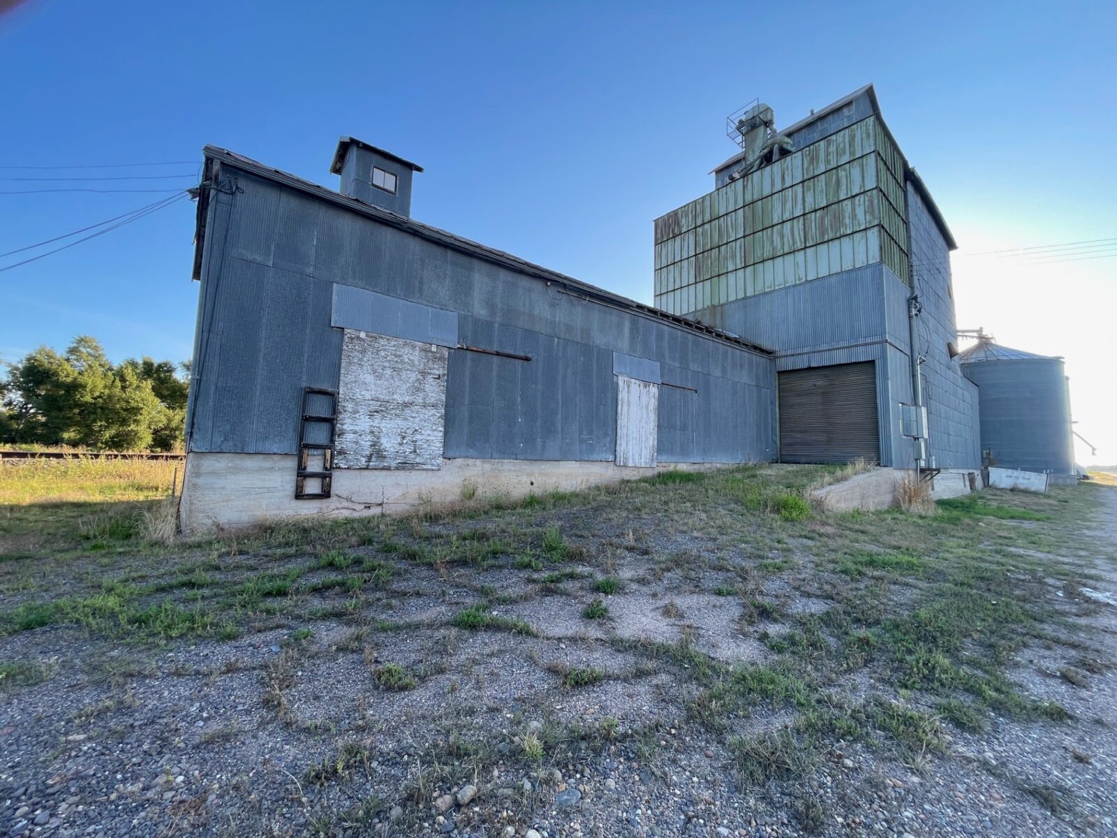 Building for sale Lewellen, NE