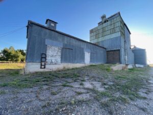 Building for sale Lewellen, NE