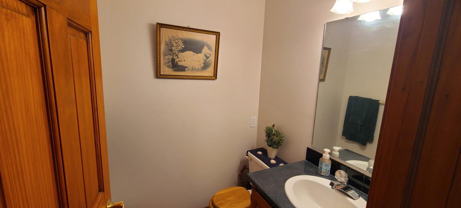 2991 Parkway Rd., Hershey, NE home acreage for sale