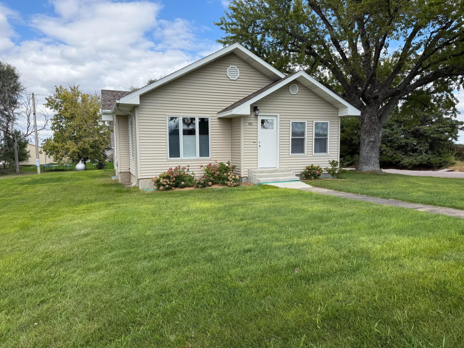 421 East Alice St., Wallace, NE home for sale
