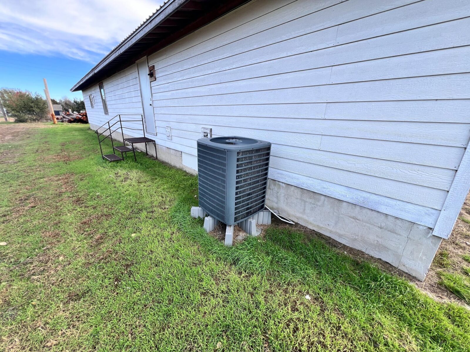 Wallace Nebraska home and motel for sale