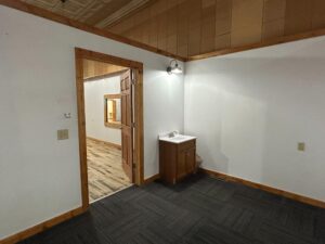 212 N. Main St., Ainsworth, NE