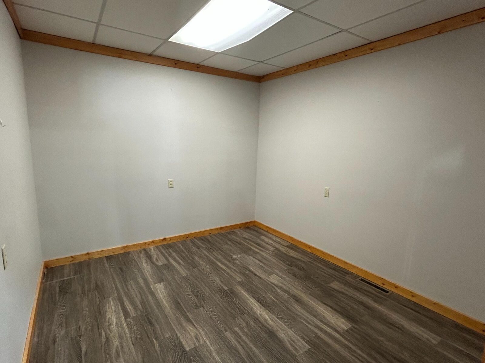 212 N. Main St., Ainsworth, NE