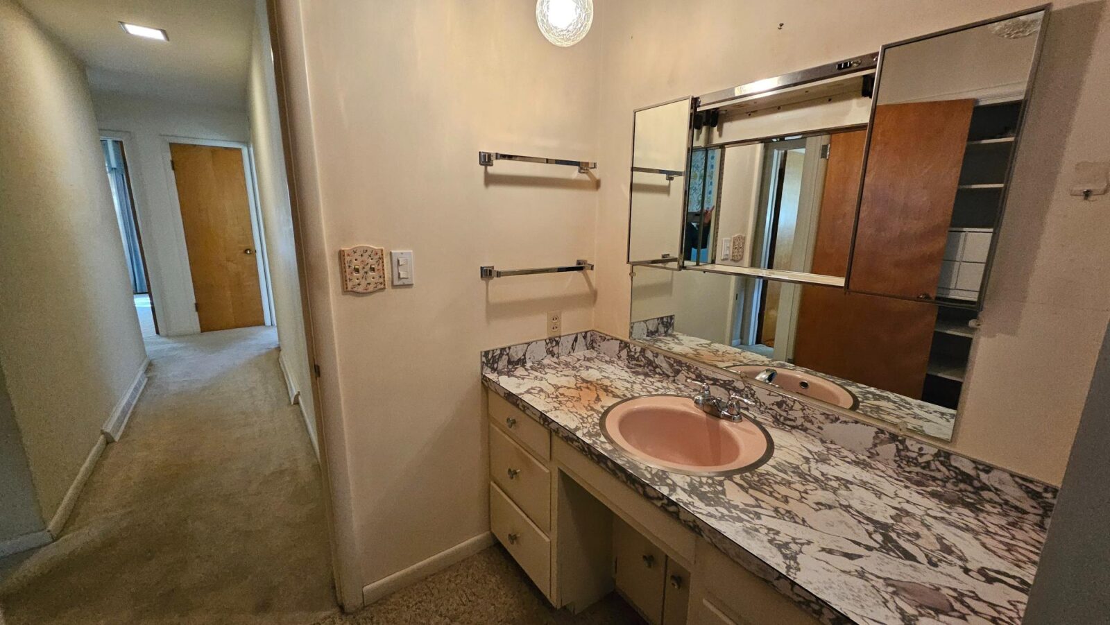 207 West State St.. Brady, NE Home for sale