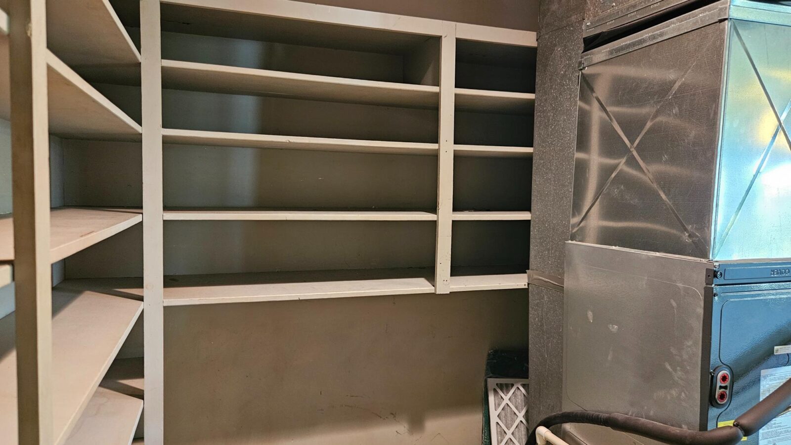 207 West State St.. Brady, NE Home for sale