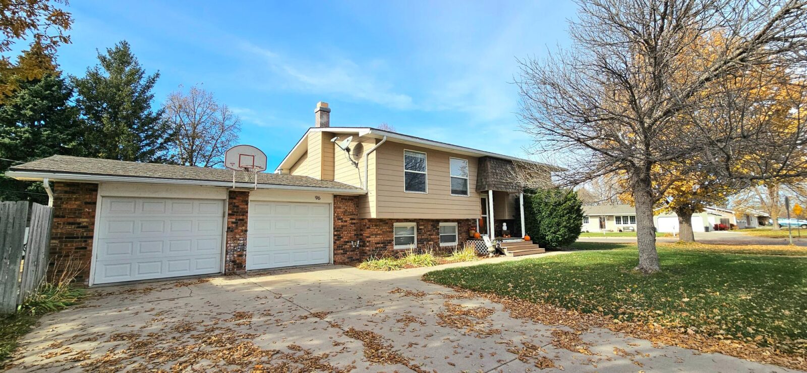 96 S. Bare Ave. North Platte, NE home for sale