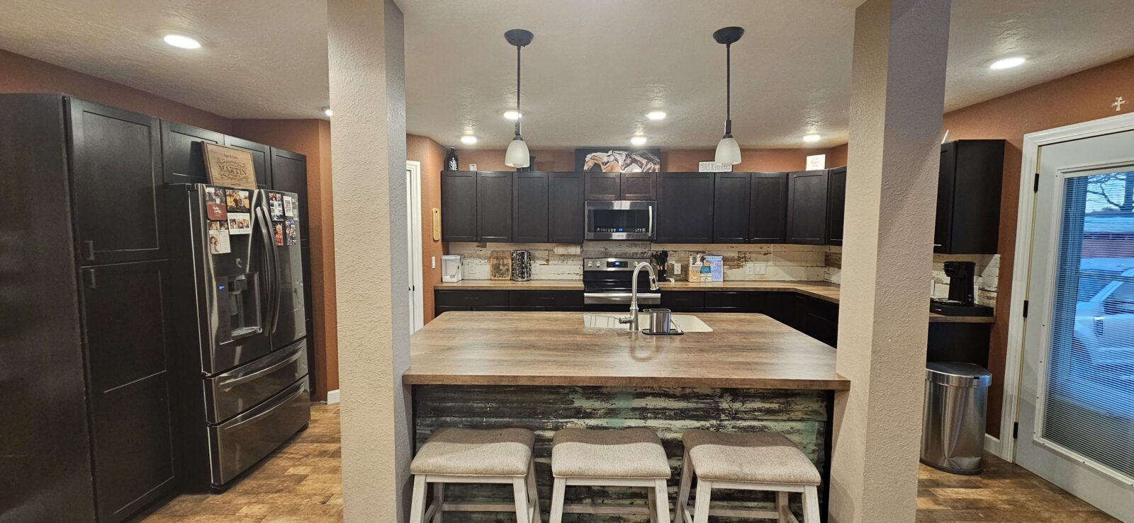 1311  South St, Sutherland, NE