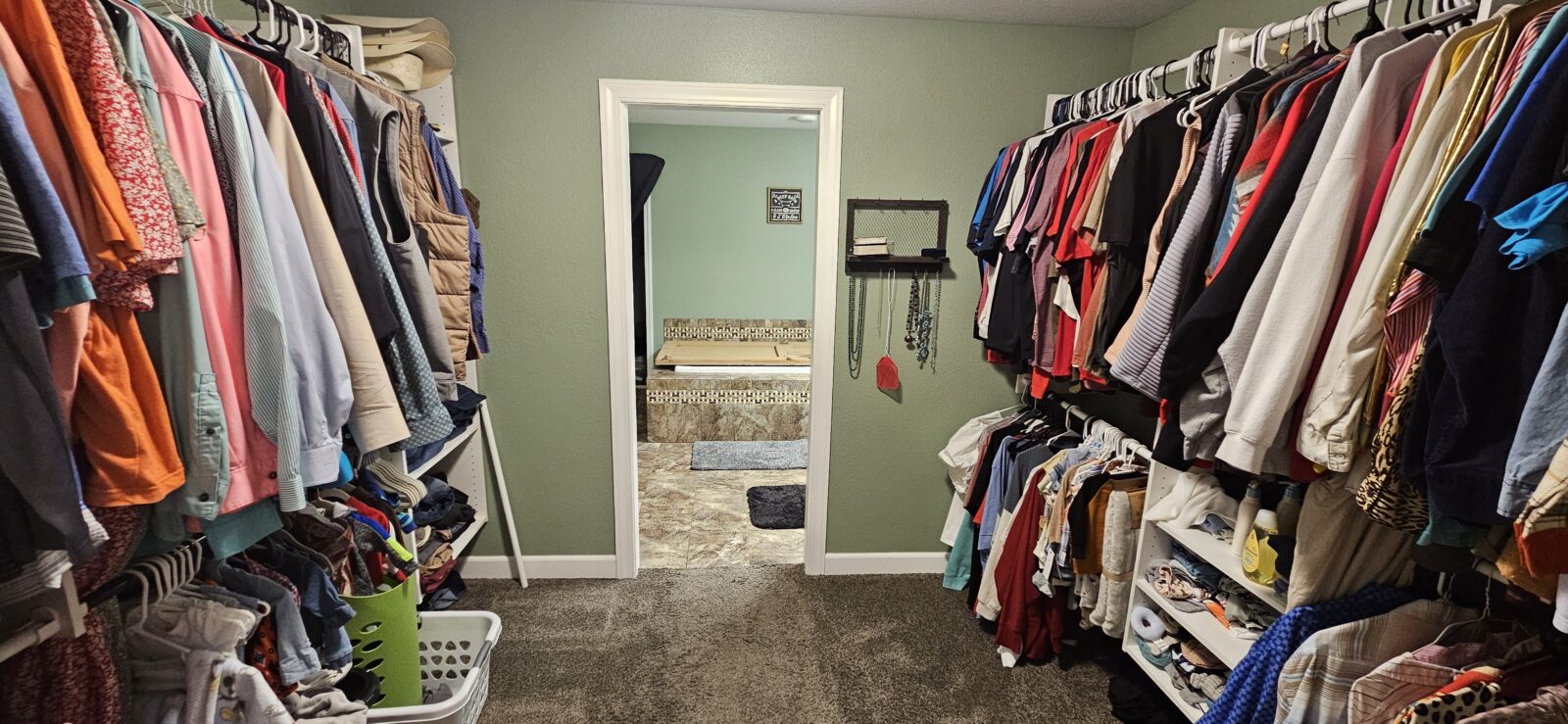 1311  South St, Sutherland, NE