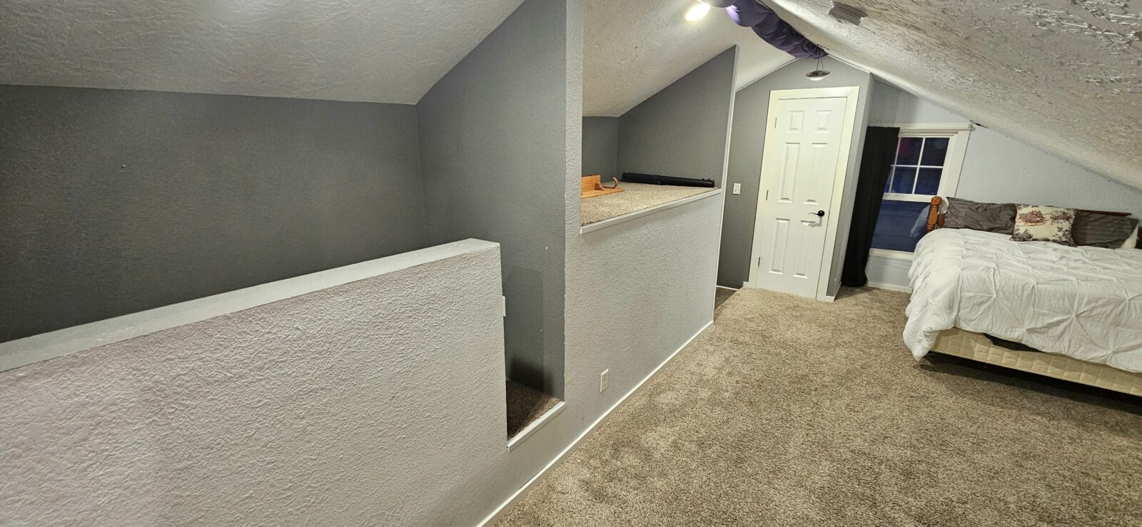 1311  South St, Sutherland, NE