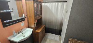 1311  South St, Sutherland, NE