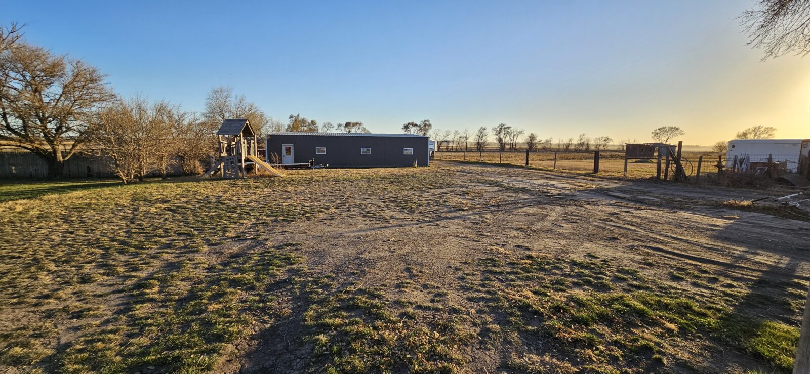 1311  South St, Sutherland, NE