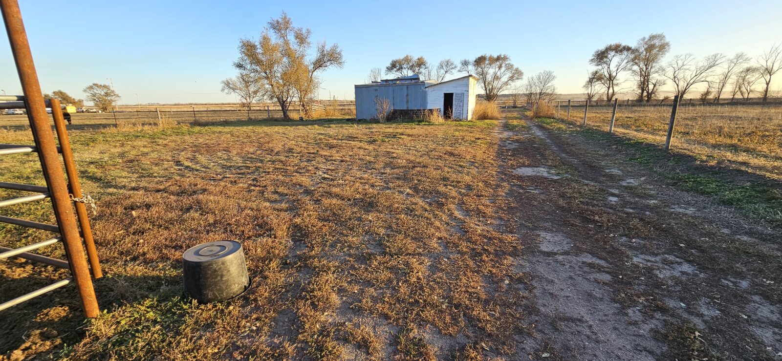 1311  South St, Sutherland, NE